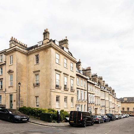 Russell House Suites Bath Exterior foto